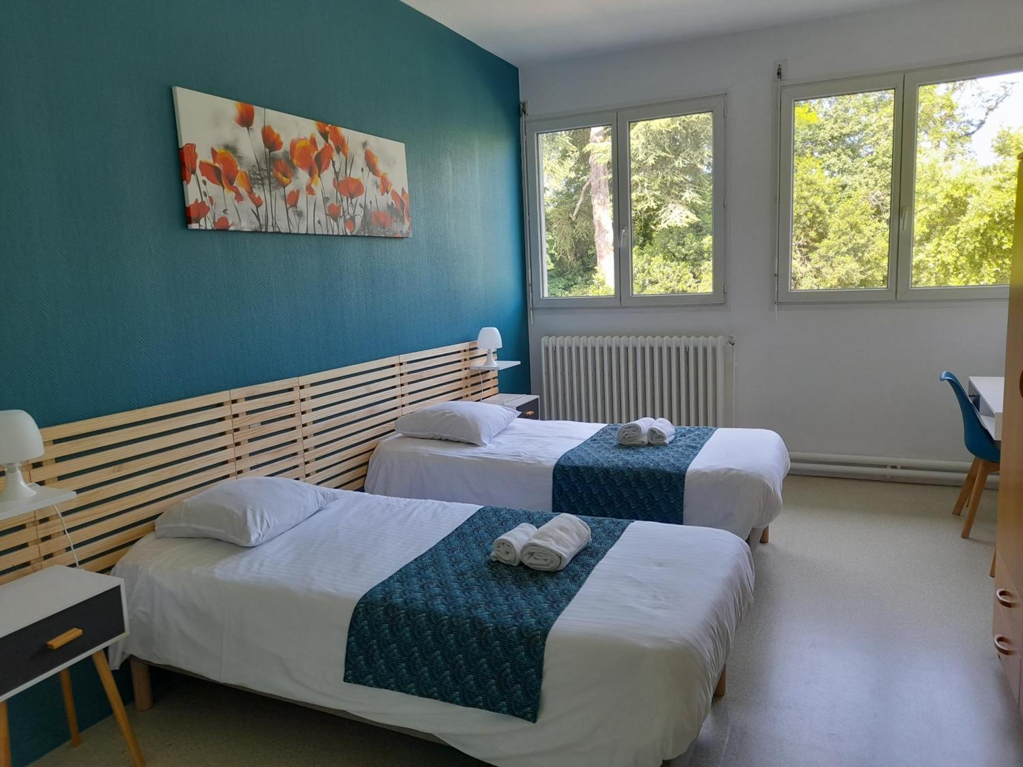 Centre Louis Ormieres Hotel Montauban Bagian luar foto