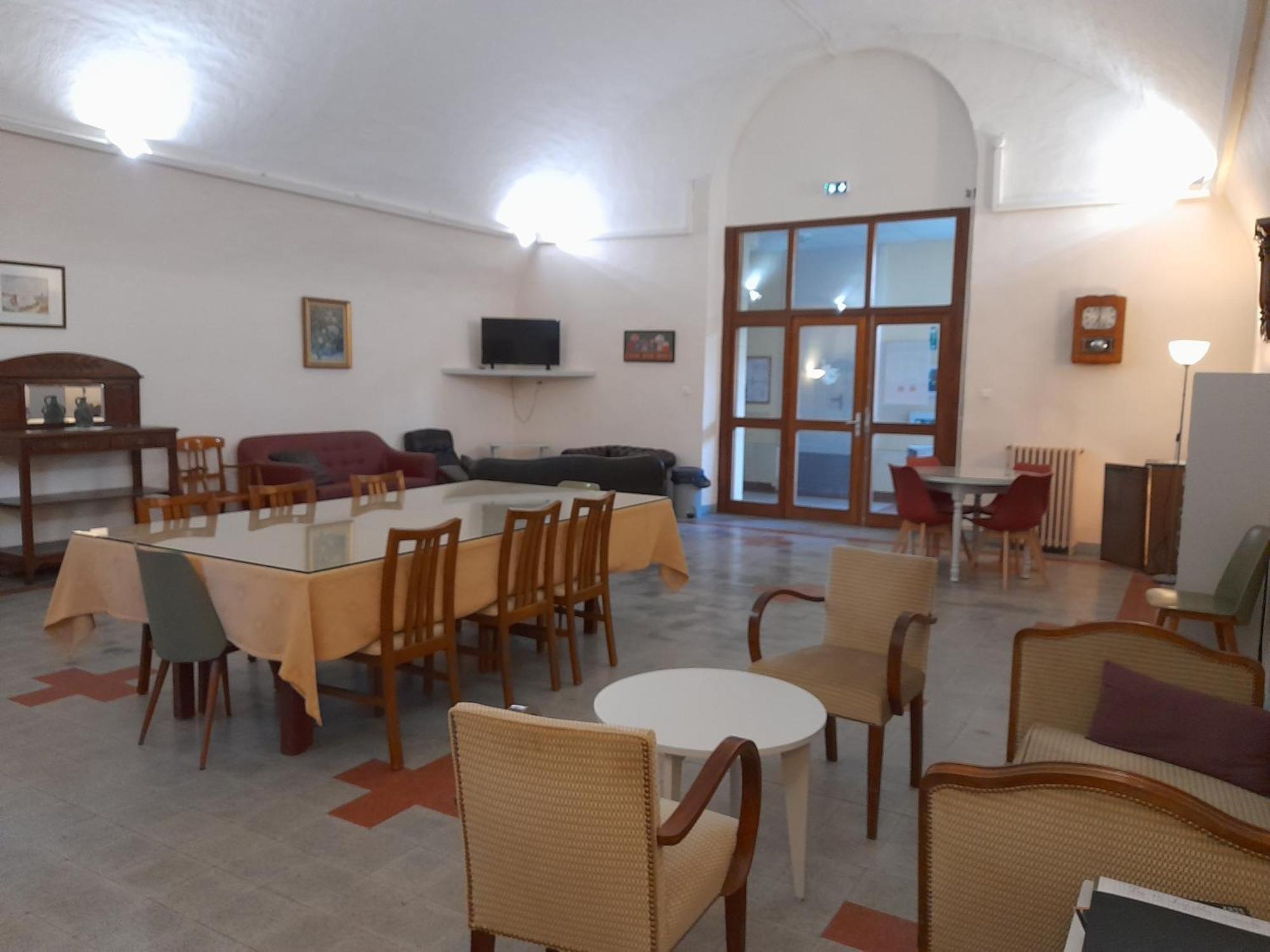 Centre Louis Ormieres Hotel Montauban Bagian luar foto